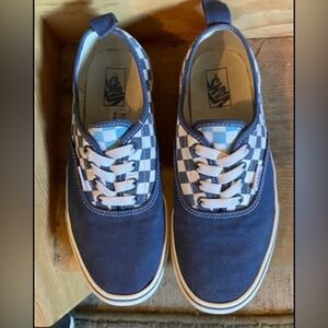 Vans women’s/kids sneakers